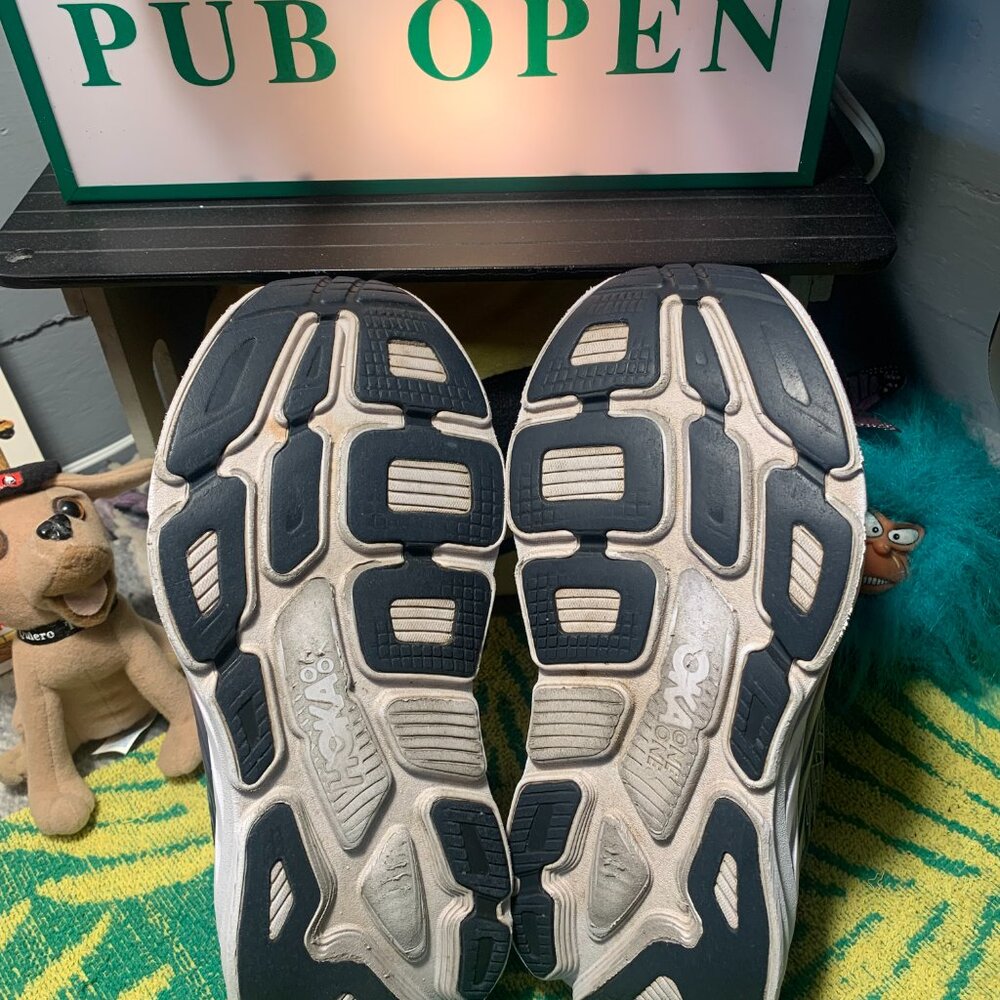 Women's Size 8.5 HOKA One One "Bondi 6" Athletic Shoes Navy Blue w/ Peach Trim - Picture 11 of 11